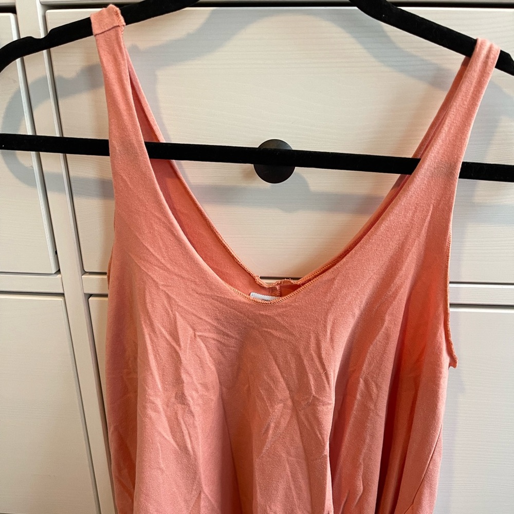 Flowy tank